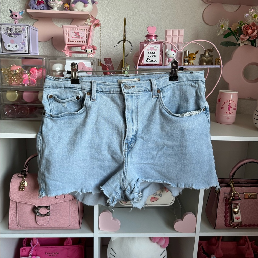 Levi’s Shorts